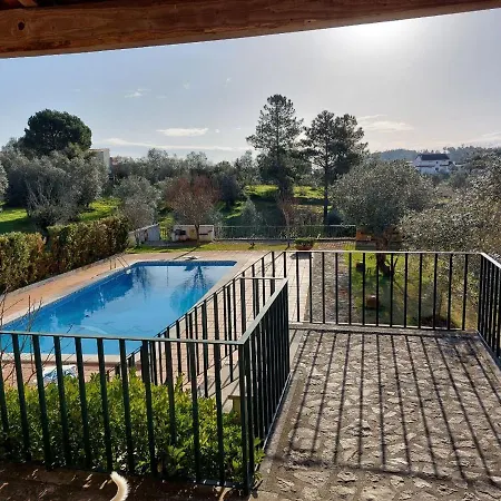 Casa Da Torre Nyaraló Sao Pedro de Tomar